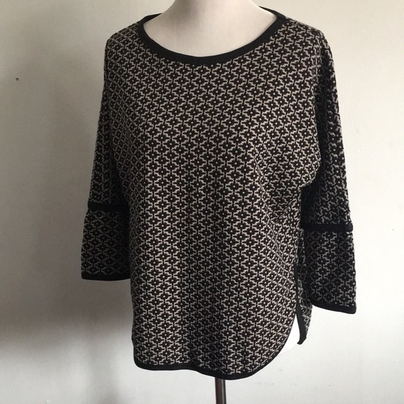 Max Studio Oversized Coquille Textured Top: Size Small - Picture 2 of 11